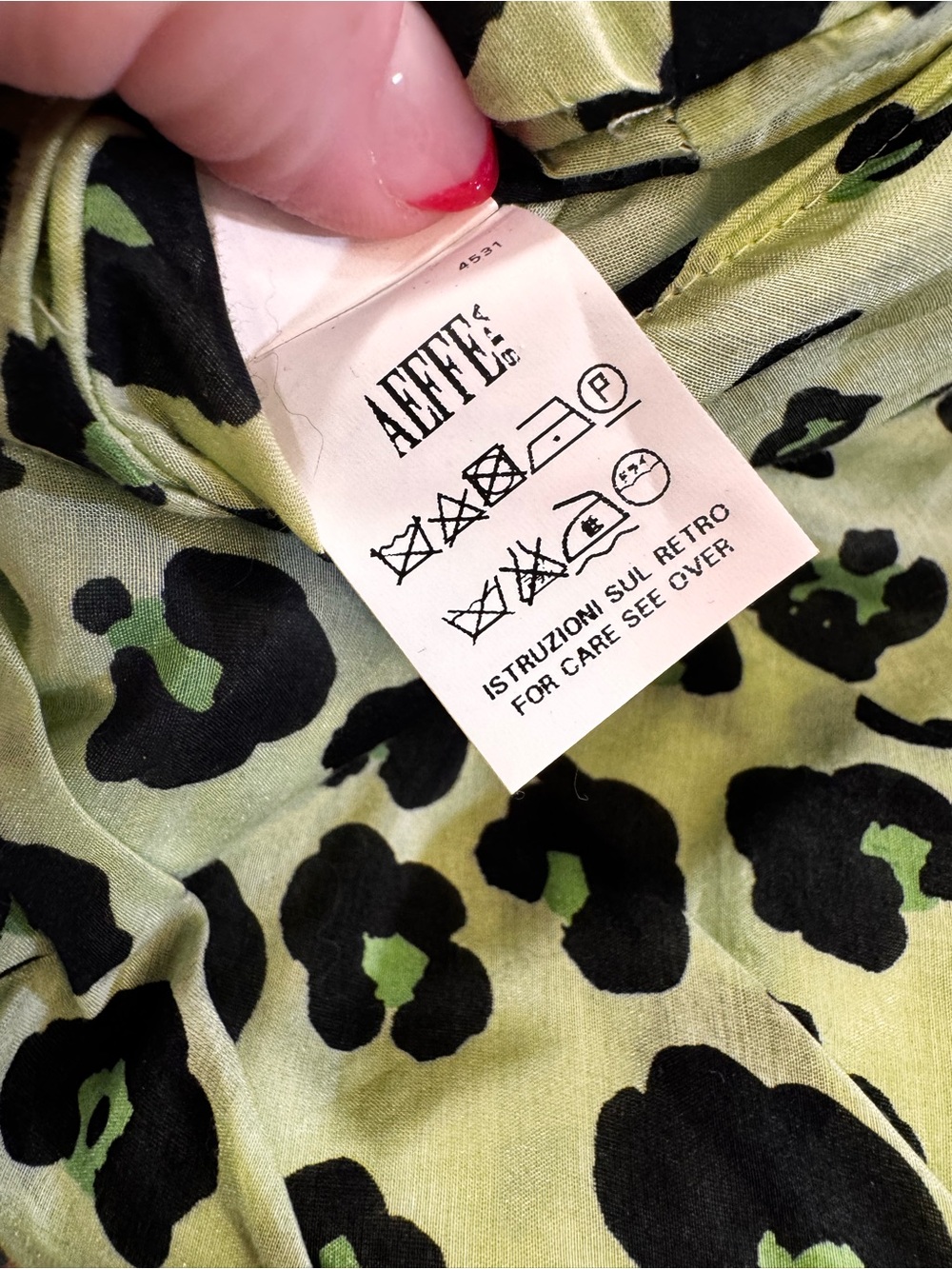 Moschino Y2K Vintage Green Sleeveless Leopard Print, Midi Dress, Silk, Ruched 10 - Picture 8 of 9